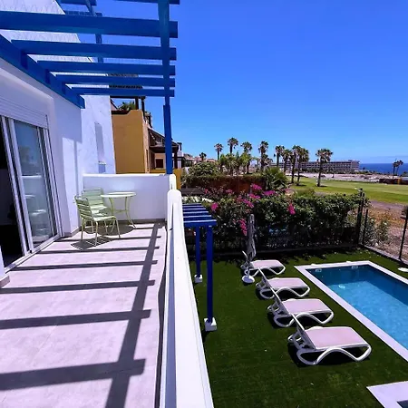 4 Red Princess - Private Heated Pool Villa *