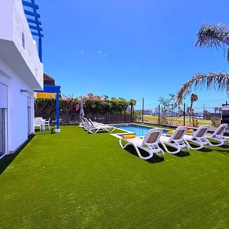 Villa Red Princess - Private Heated Pool *