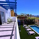Red Princess - Private Heated Pool 别墅 *
