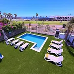Red Princess - Private Heated Pool 别墅