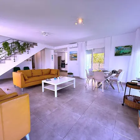 4 Red Princess - Private Heated Pool Villa *