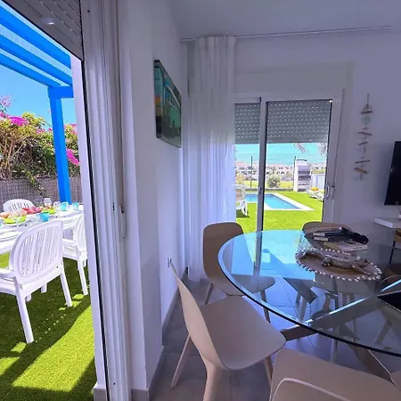 4 Red Princess - Private Heated Pool Villa