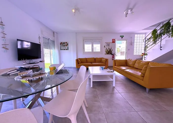 Red Princess - Private Heated Pool *